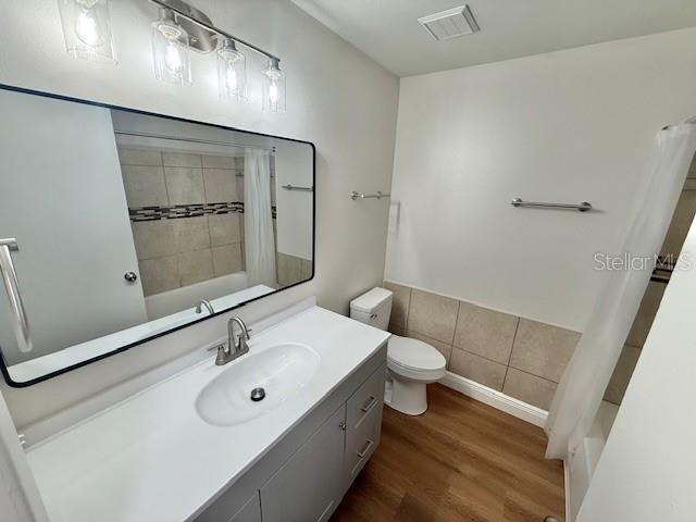 Building Photo - 14309 Village View Dr