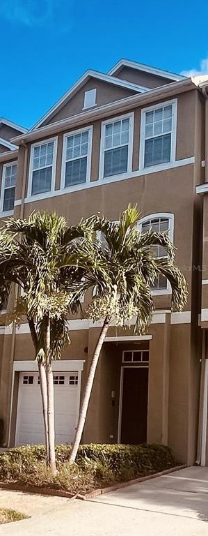 Building Photo - 2915 Pointeview Dr