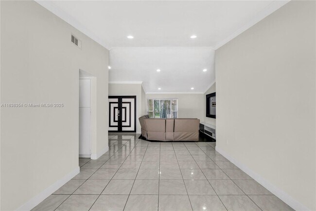Building Photo - 8482 NW 166th Terrace