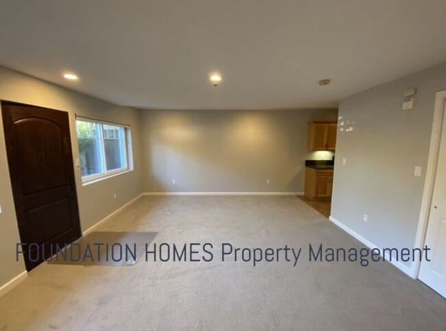 Building Photo - 1531 Sir Francis Drake Blvd