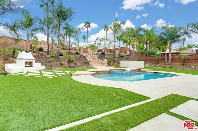 Building Photo - 17426 Half Moon Ct