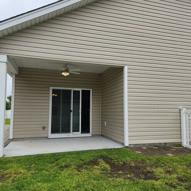 Building Photo - Four Bedroom Home, Long Term Rental - Conway, SC
