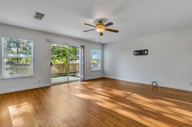 Family Room - 9859 Chelsea Cir