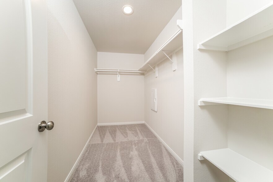 Building Photo - 15661 Briar Frst Dr