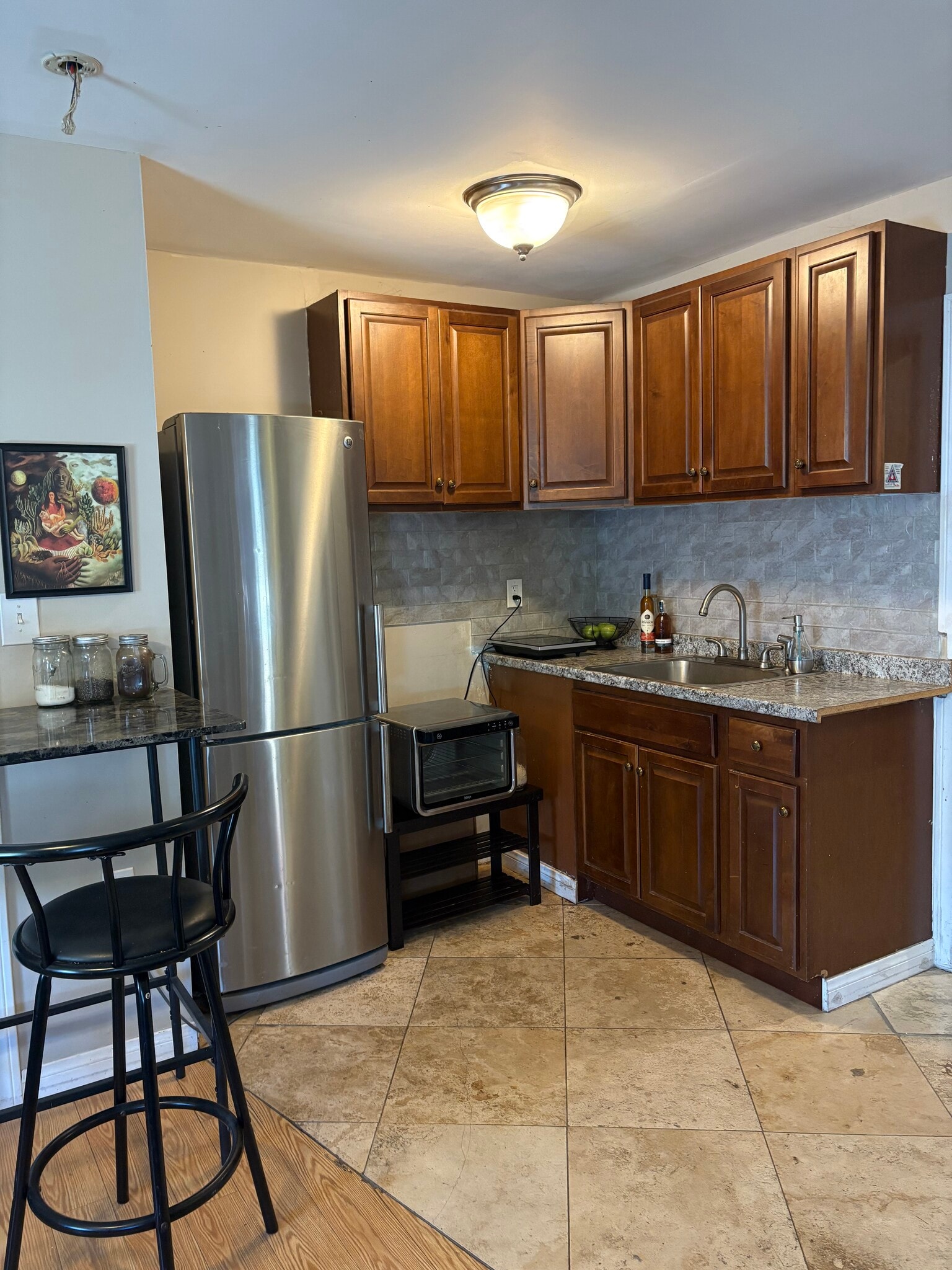 Kitchen area - 1813 Oliver Ave