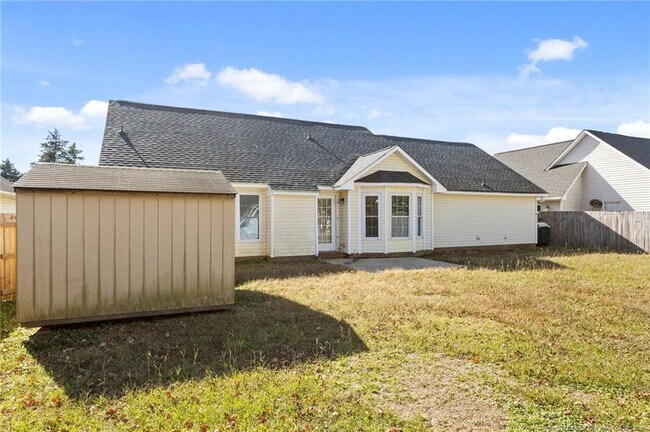 Building Photo - 7780 Buttonwood Ave