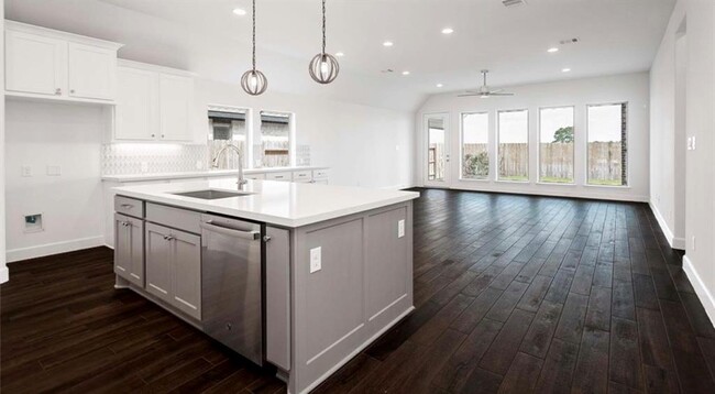 Building Photo - 19011 Andalusian Gln Ln