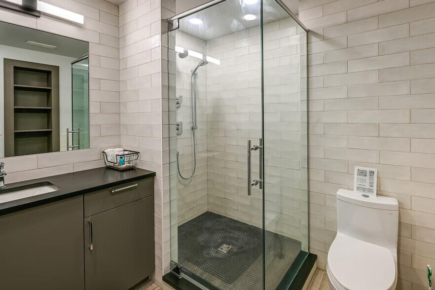 Building Photo - 33840 Beaver Pl