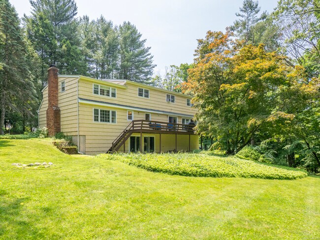 Building Photo - 125 Remington Rd