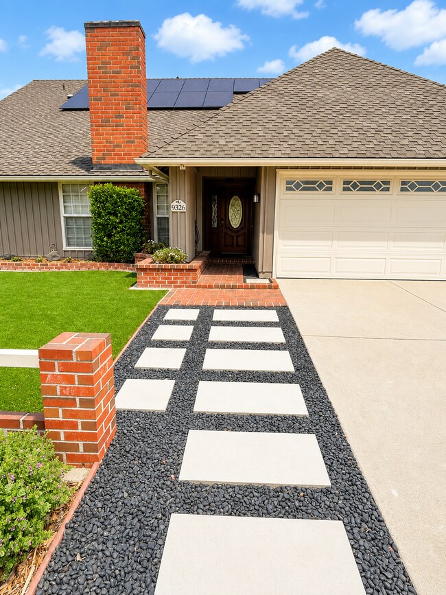 Building Photo - Beautiful 4 Bedroom/3 Bath Home with Bonus Room in Cypress, CA.   SOLAR Installed!