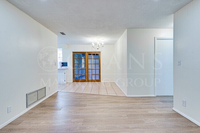 Building Photo - Charming 3-Bedroom Home in Port Orange for Rent!