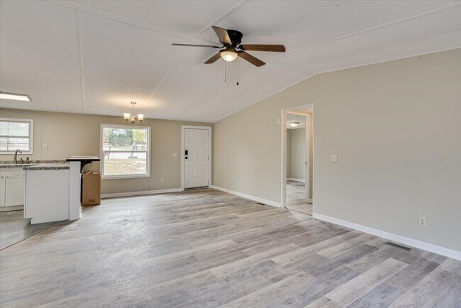Building Photo - 1261 Lone Oak Ct
