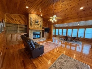 Building Photo - Smoky Mountain Living!!!