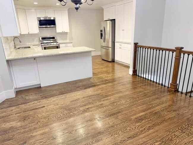 Building Photo - 1729 Colchester Ct