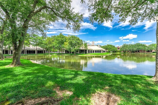 Building Photo - 4144 Greystone Way
