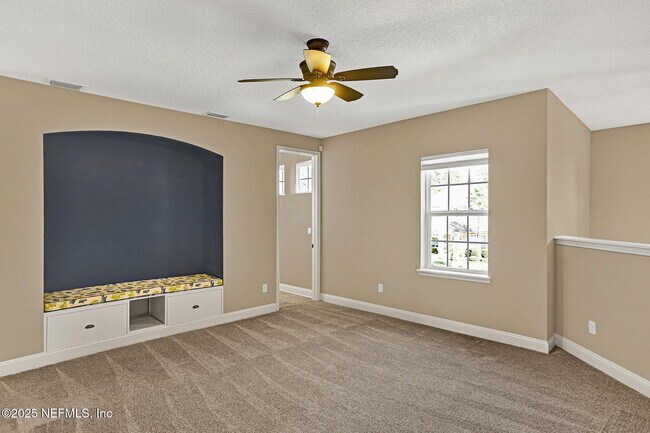 Building Photo - 1637 Fenton Ave