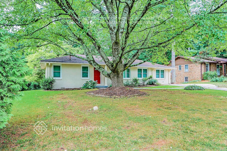 Primary Photo - 3439 Alcan Way