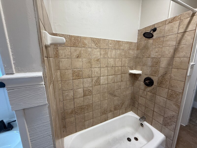 Building Photo - 2105 Wilkerson St