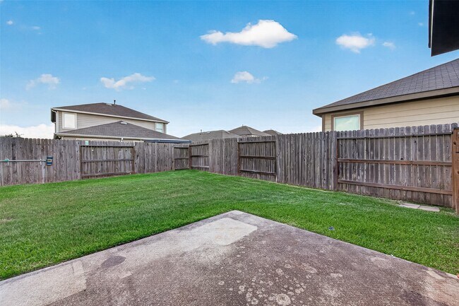 Building Photo - 20902 Cullen Ranch Rd