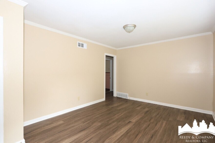 Building Photo - 3477 Kensett Dr