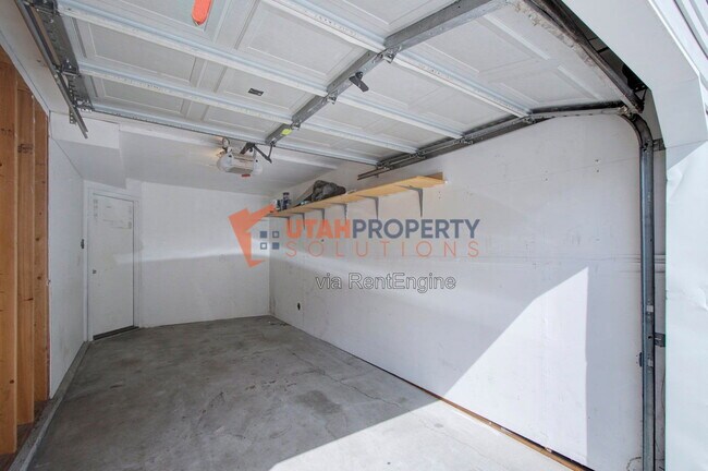 Building Photo - 2940 S 700 E