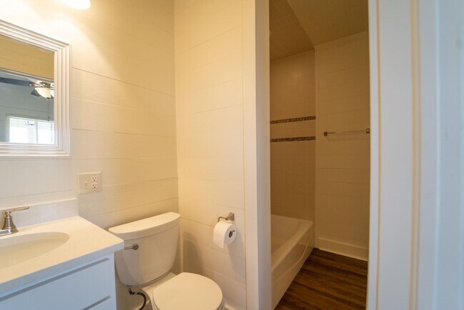 Building Photo - Historic Farmhouse set on 1.2 Acres!