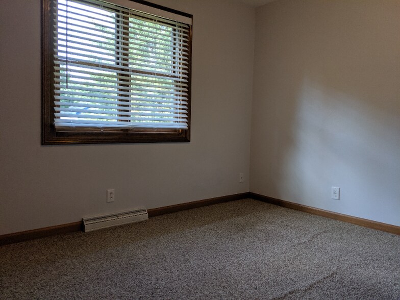 Building Photo - 1747 Riggs Rd