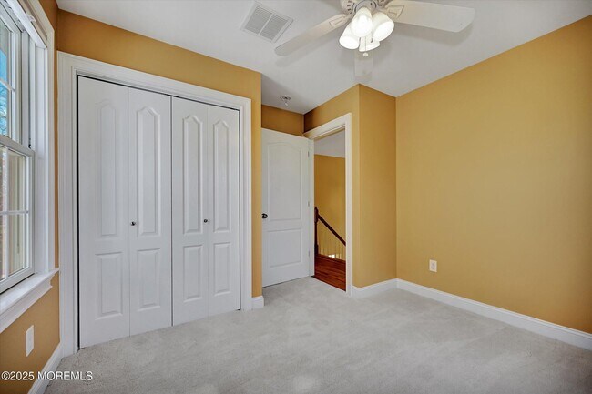 Building Photo - 15 Griggs Ave