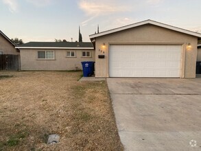 Building Photo - 3 bedroom home with newly remodeled kitchen!