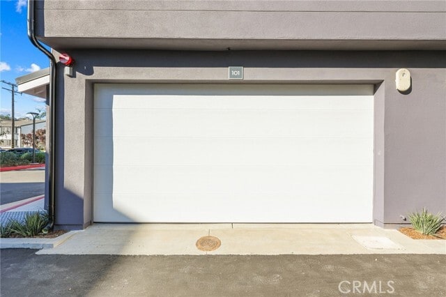 Building Photo - 19011 Main St