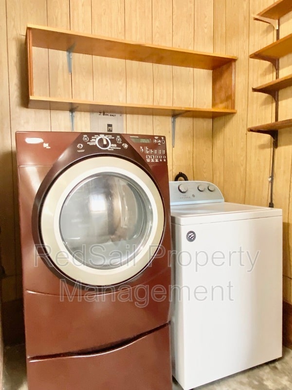 Building Photo - 383 Stanton Rd