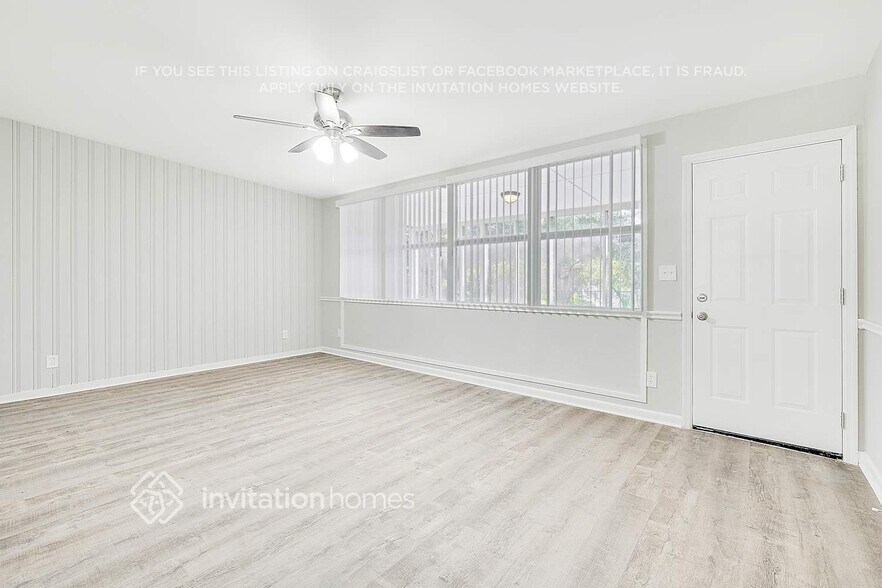 Building Photo - 7628 Elvia Dr