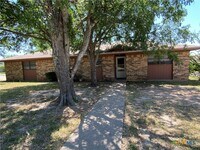 Building Photo - 911 Yorktown Dr