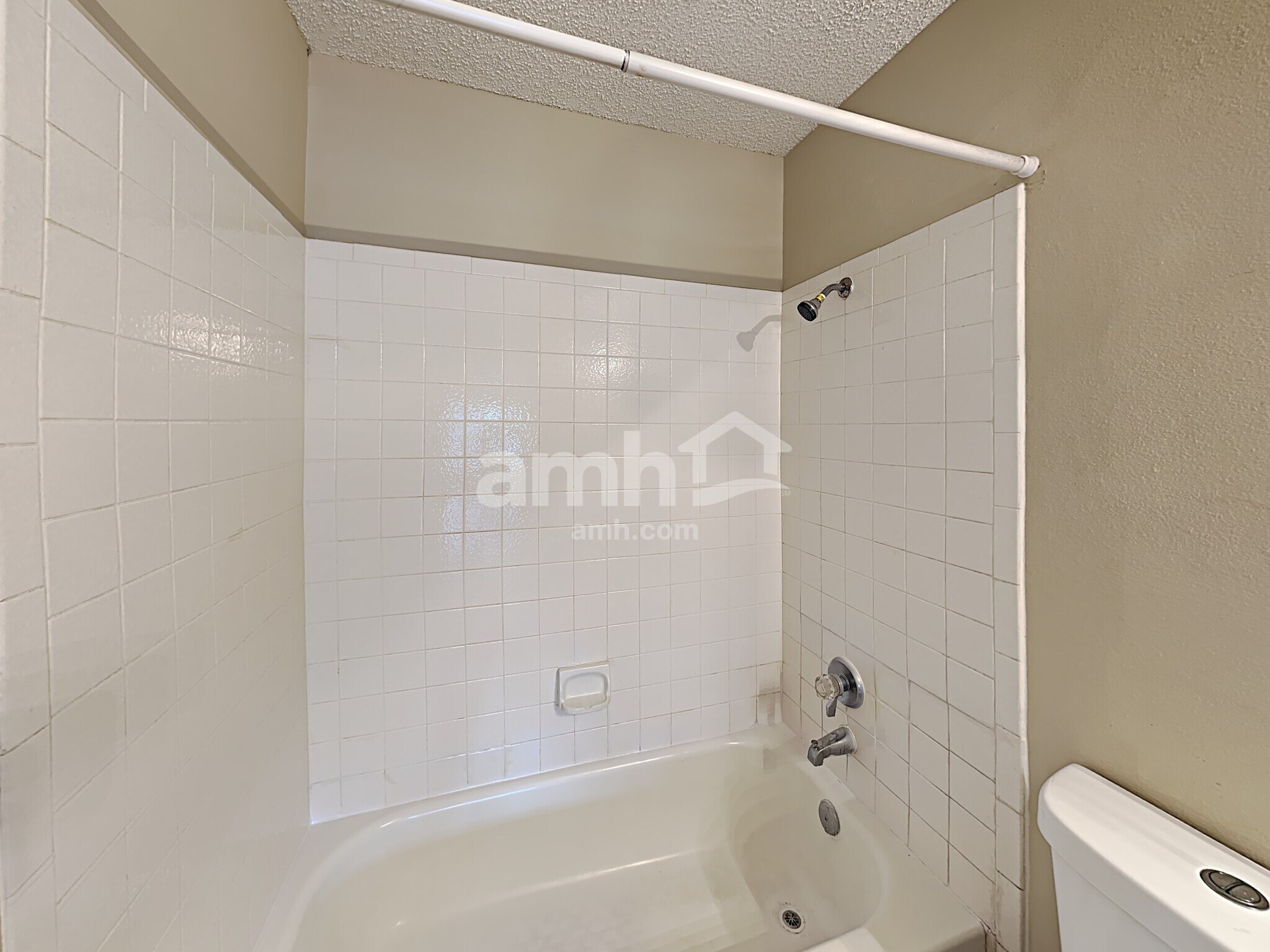 Building Photo - 6678 Snow Meadow Dr