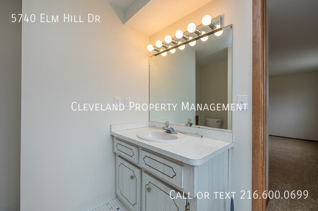 Building Photo - 5740 Elm Hill Dr