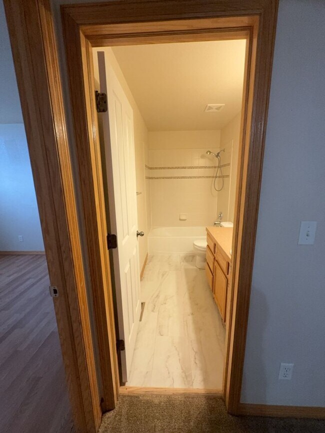 Building Photo - Move-In Ready Home in Wellington