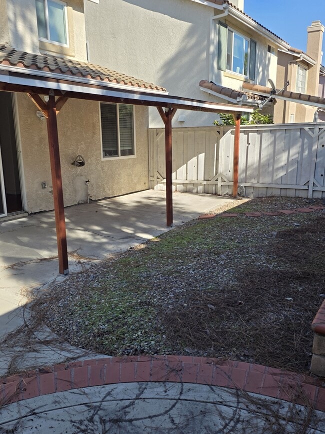 Building Photo - 10754 Westonhill Dr