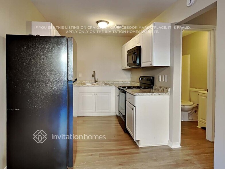 Building Photo - 429 Casie Ct