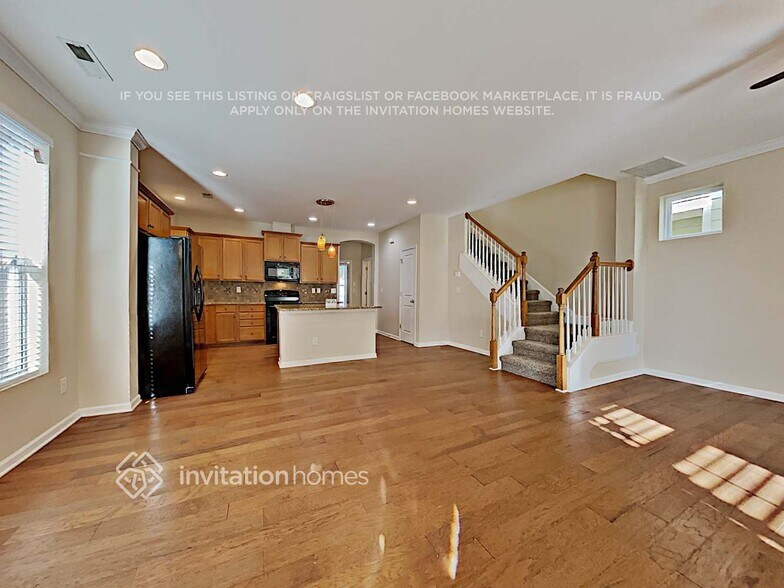 Building Photo - 19025 Park Terrace Ln