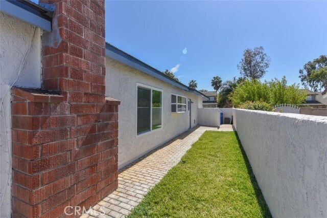 Building Photo - 19555 Quicksilver Ln