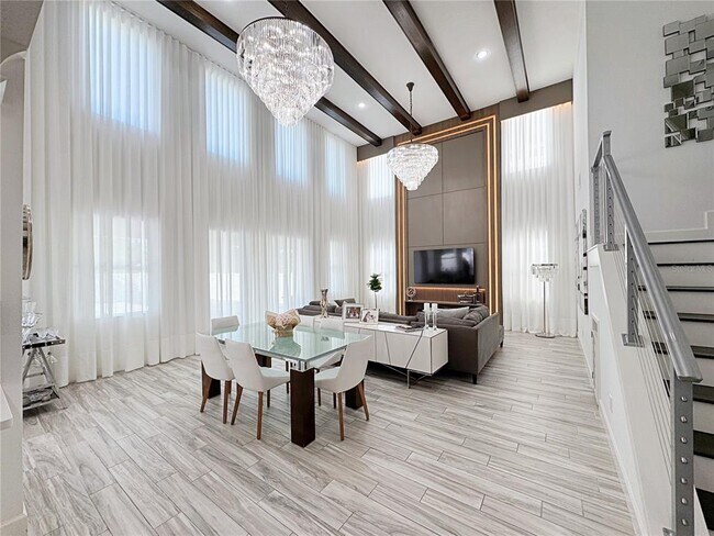 Building Photo - 6160 Hamlin Reserve Blvd