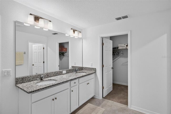 Building Photo - 31903 Sapna Chime Dr