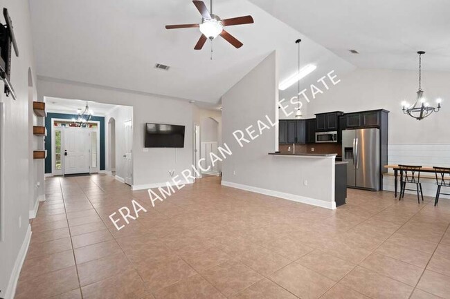 Building Photo - 321 Scotch Pine Ln