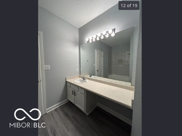 Building Photo - 5548 James Blair Dr