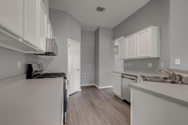 Building Photo - 16809 Bailey Jean Dr