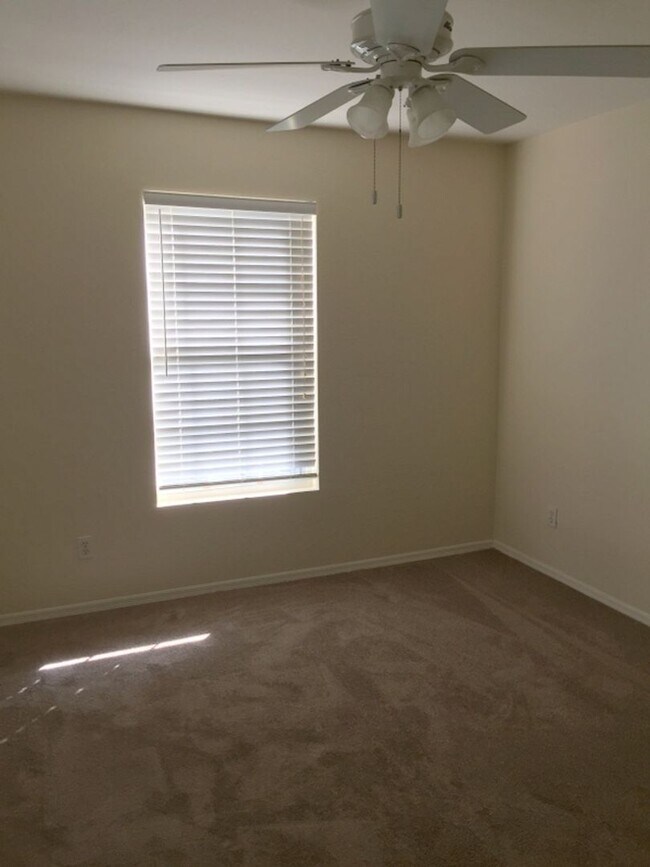 Building Photo - 36232 Misty Oak Dr