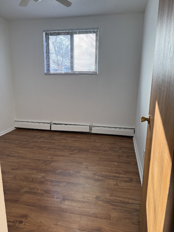 Building Photo - 310 NW Chapel Dr