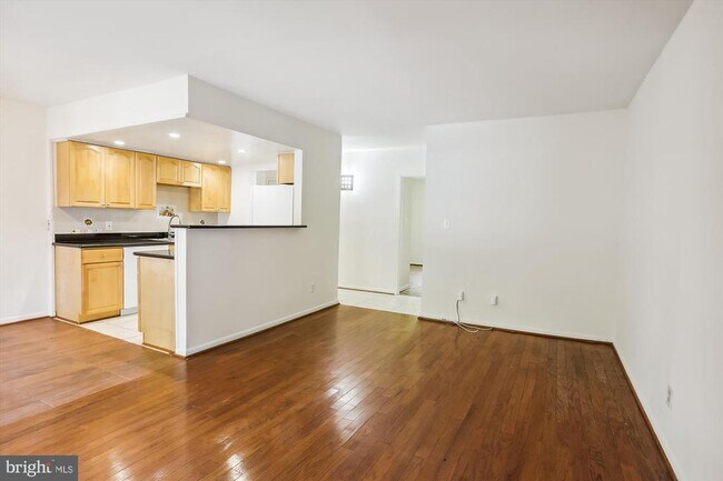 Building Photo - 2255 Castle Rock Square