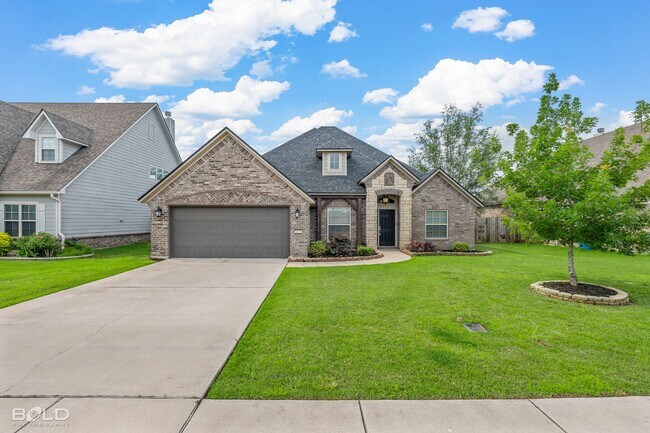 Building Photo - 619 Labarre Ln