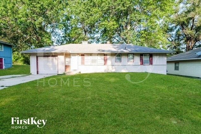 Building Photo - 8404 Ditman Ave